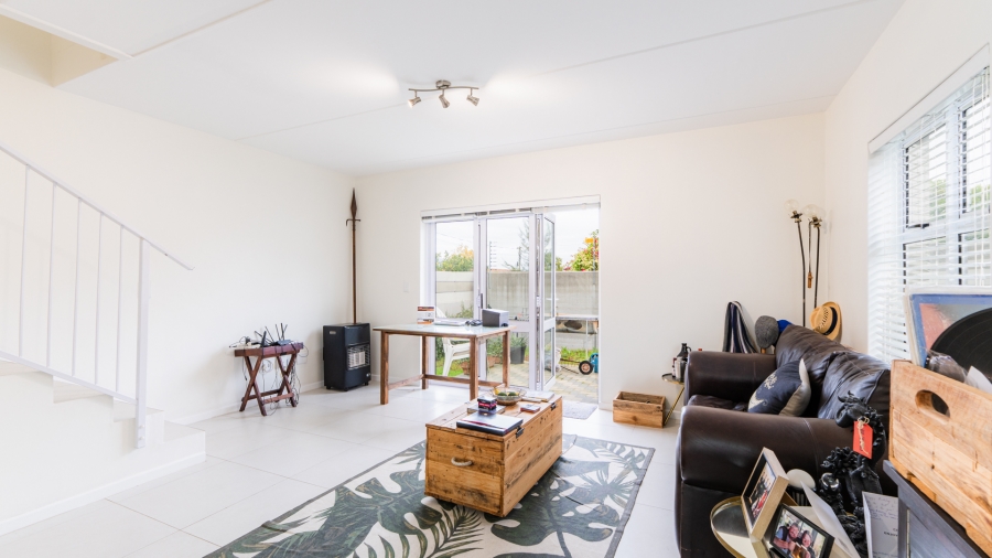 3 Bedroom Property for Sale in Honeydew Country Estate Western Cape